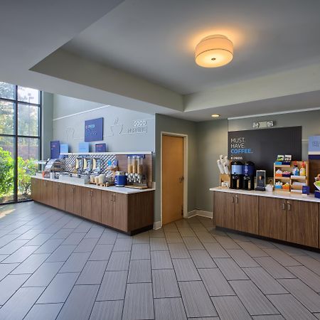 Holiday Inn Express Hotel & Suites Raleigh North - Wake Forest, An Ihg Hotel Bagian luar foto