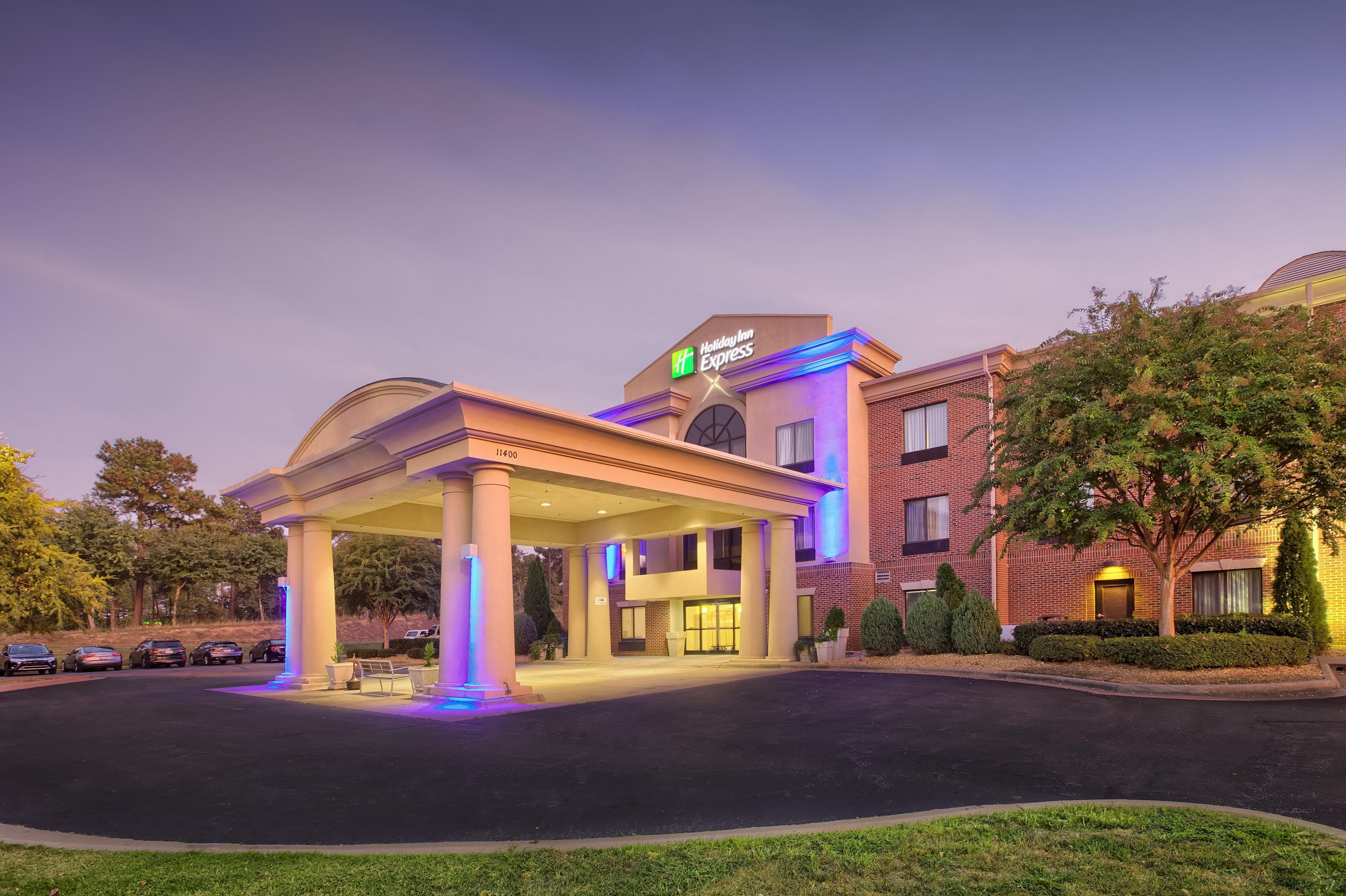 Holiday Inn Express Hotel & Suites Raleigh North - Wake Forest By Ihg Bagian luar foto