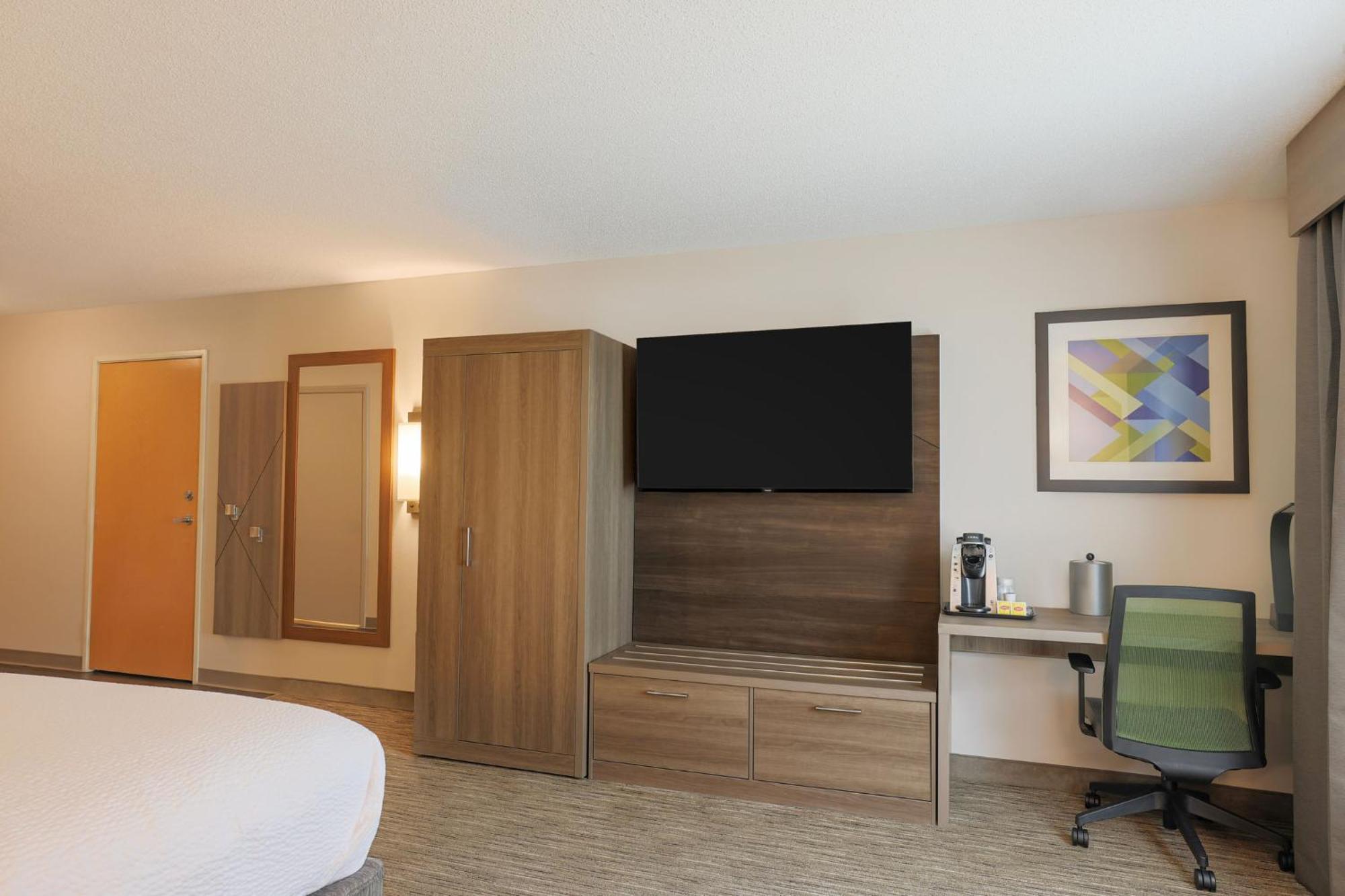 Holiday Inn Express Hotel & Suites Raleigh North - Wake Forest By Ihg Bagian luar foto