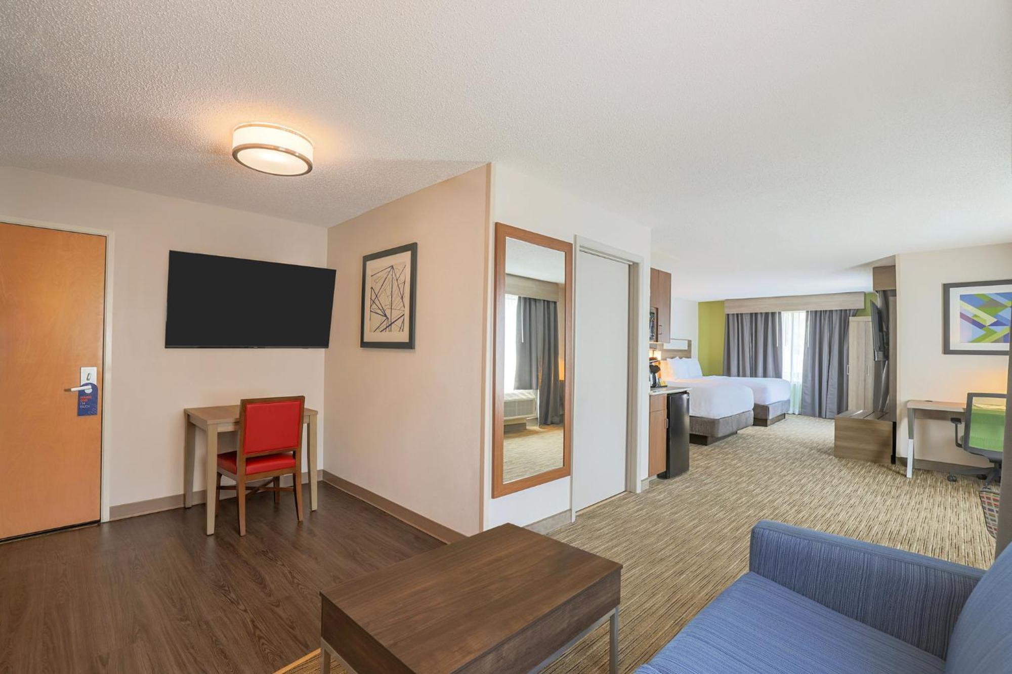 Holiday Inn Express Hotel & Suites Raleigh North - Wake Forest By Ihg Bagian luar foto