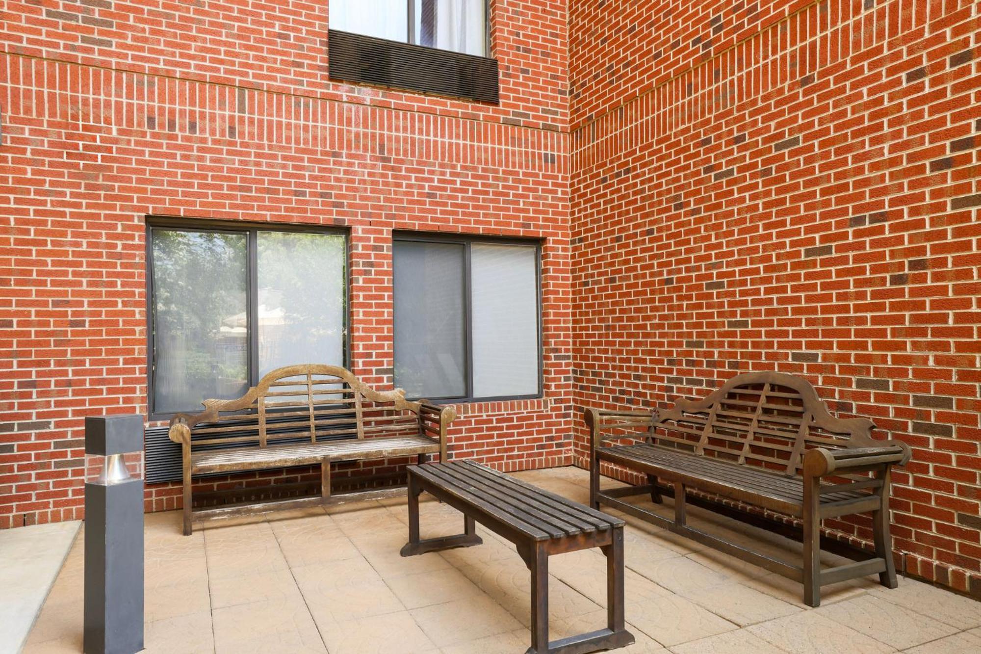 Holiday Inn Express Hotel & Suites Raleigh North - Wake Forest By Ihg Bagian luar foto