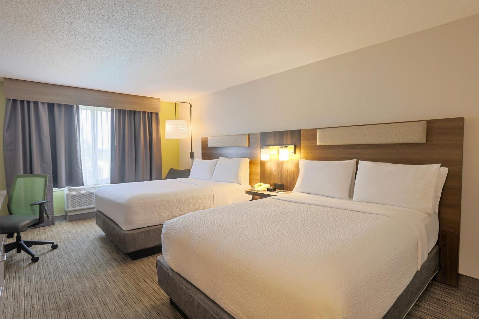 Holiday Inn Express Hotel & Suites Raleigh North - Wake Forest By Ihg Bagian luar foto